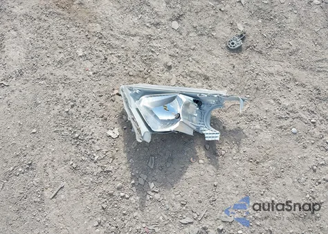 2013 Toyota Highlander Plus/Se z USA, uszkodzony, nr VIN 5TDZK3EH2DS116160